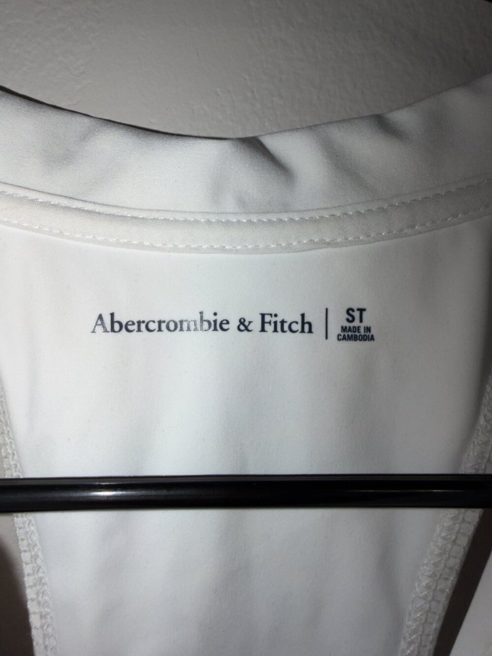 Abercrombie & Fitch YPB White Sleeveless Polo Workout Traveler Dress Small Tall - Picture 3 of 6